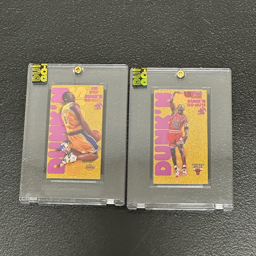 1998 Michael Jordan and Kobe Bryant Dunk'n Go Nuts Gold Refractors Very Rare!! 🔥